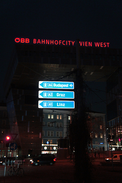 BahnhofCity Wien West: Halle vs. Neubau